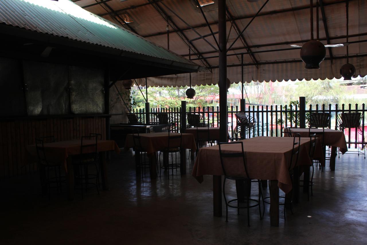 Kilimanjaro Backpackers Hotel Moshi Exterior foto